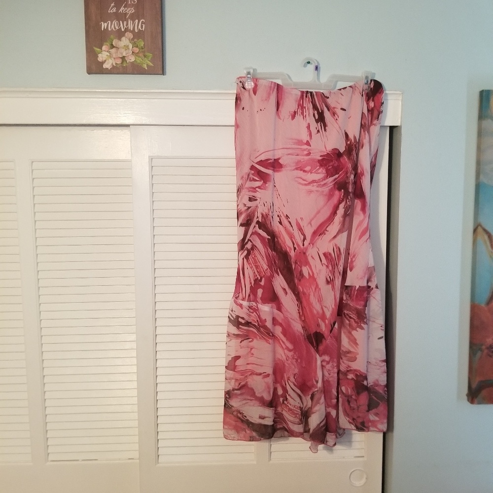 Pink print skirt